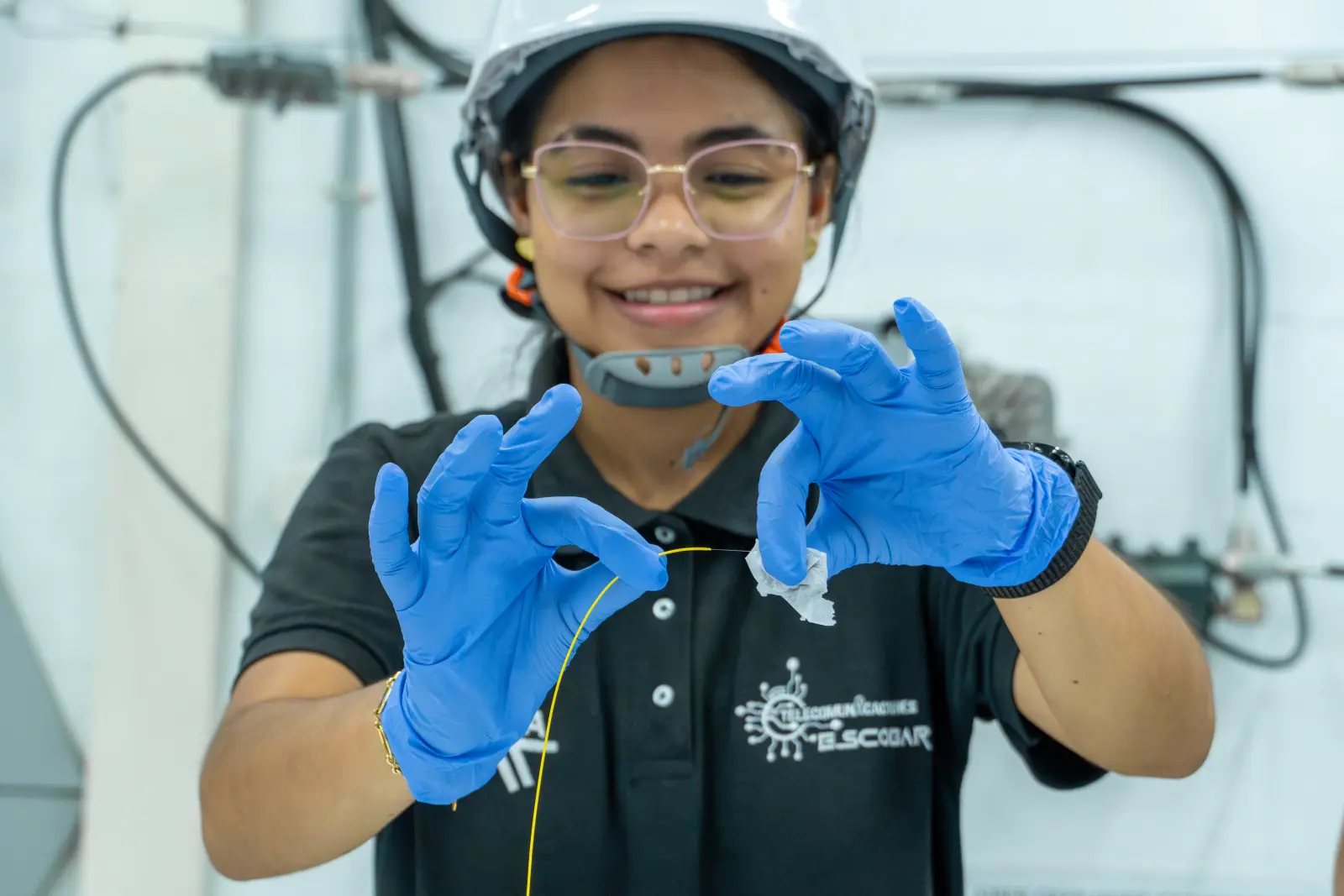 Instalación y Reparación de Red de Fibra Óptica - foto 1