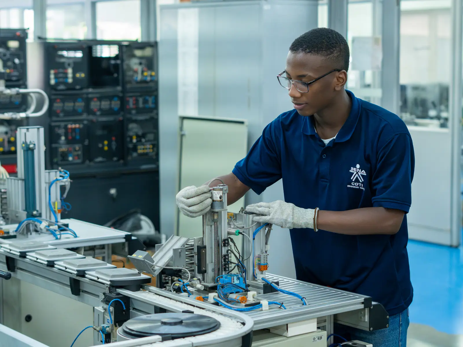 Mantenimiento de Automatismos Industriales - foto 4
