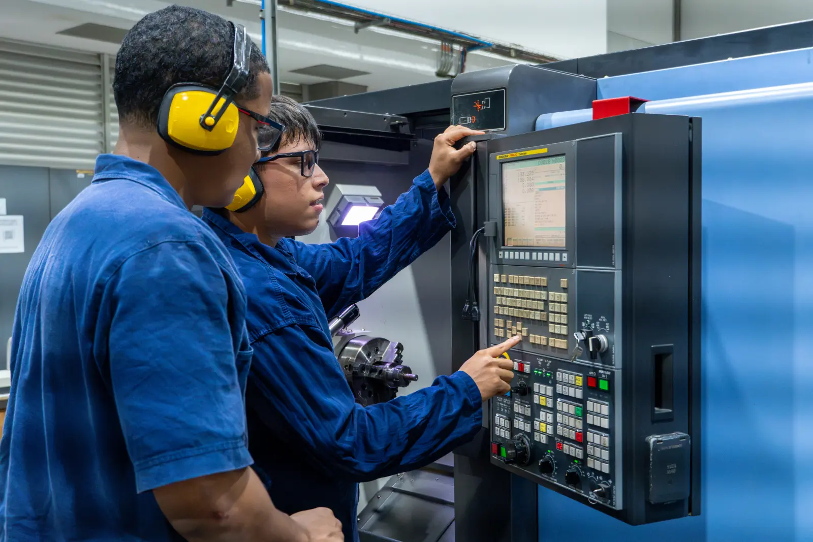 Producción de Componentes Mecánicos con CNC - foto 1